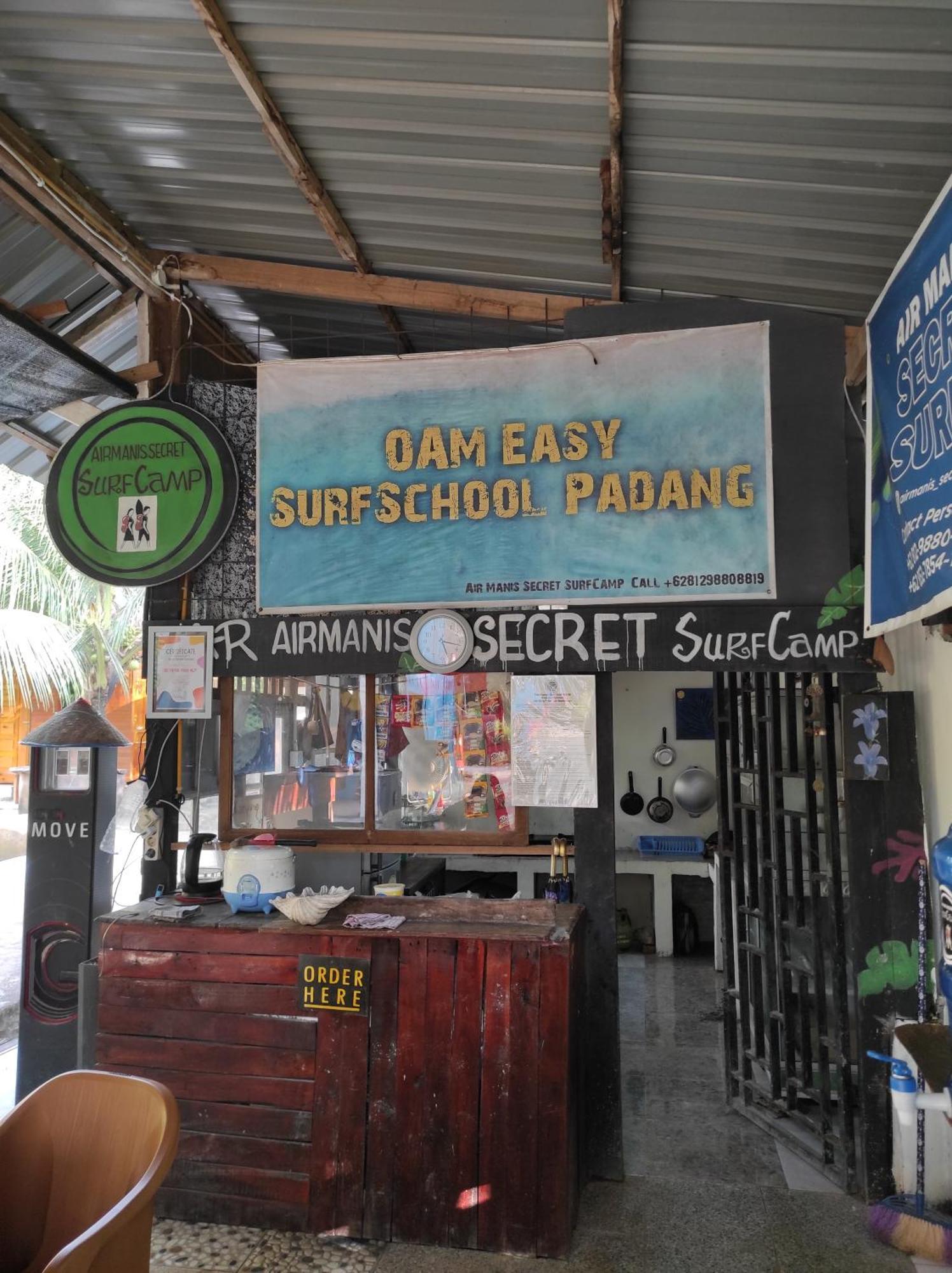 Апартаменти Air Manis Secret Surfcamp Taluk Batung Екстер'єр фото